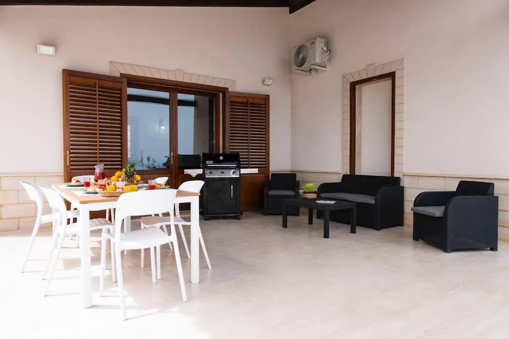 Villa Beatrice Custonaci Italy