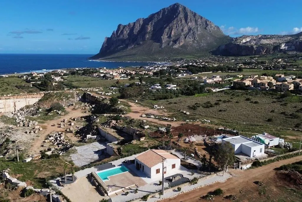 Villa Beatrice contacts
